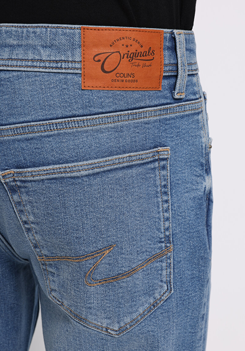 Показати інформацію про 045 David Джинси Чоловічі  Класичного Крою Cl1076876