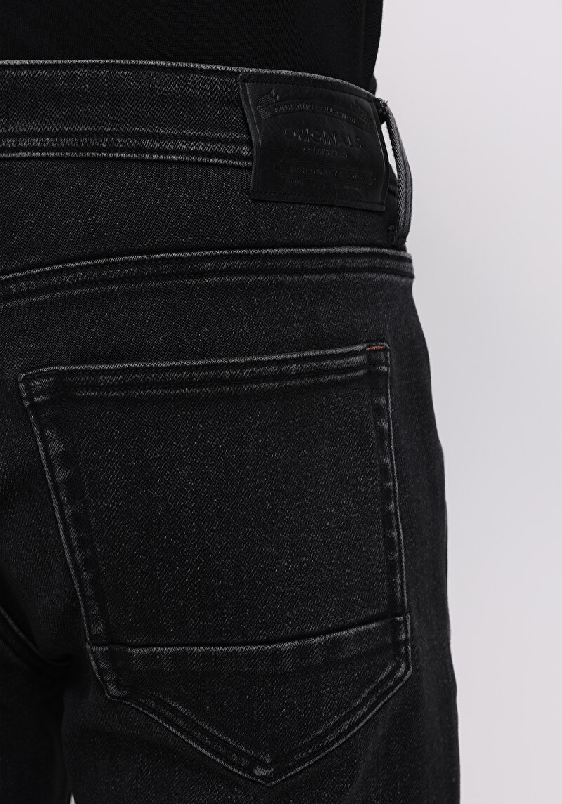 Показати інформацію про 045 David Джинси Чоловічі Чорні Класичного Крою Cl1076549