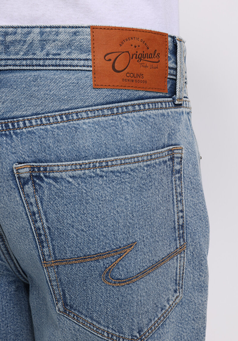 Показати інформацію про 045 David Джинси Чоловічі Блакитні Класичного Крою Cl1076870