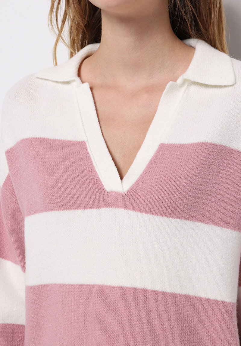 Показати інформацію про Светр Жіночий Рожевий  Cl1076604