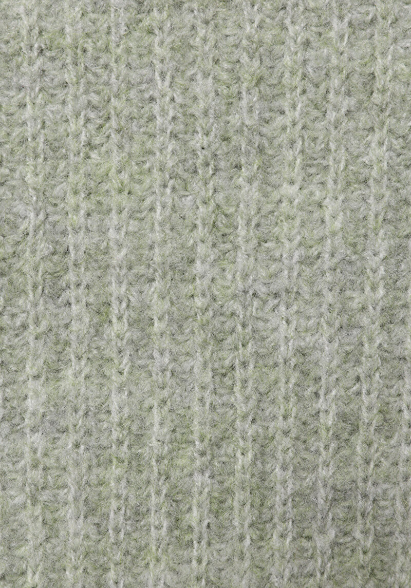 Показати інформацію про Светр Жіночий Зелений  Cl1076705