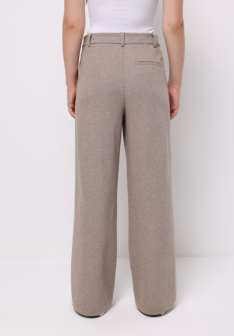 Зображення Спортивні Брюки Жіночі Бежеві Cl1076474