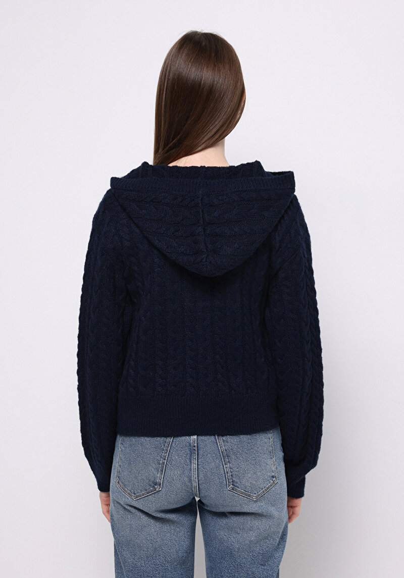 Показати інформацію про Светр Жіночий Синій  Cl1076813