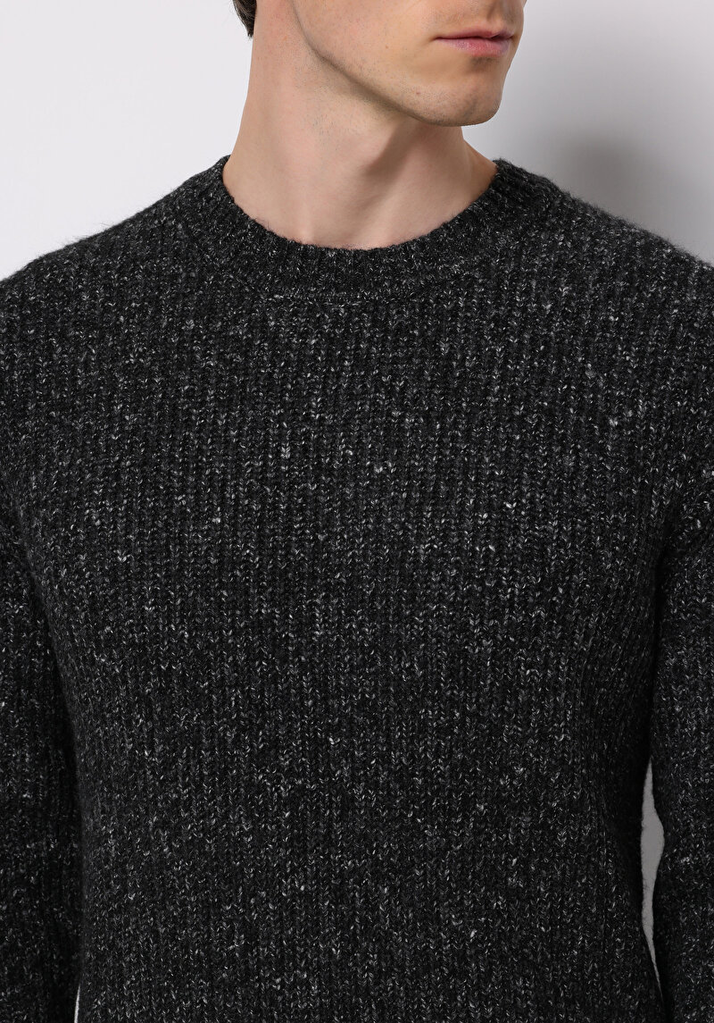 Показати інформацію про Светр Чоловічий Чорний  Cl1076368