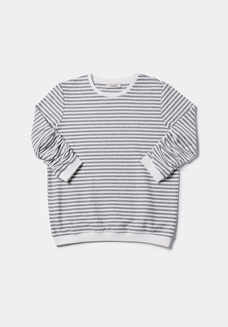 Показати інформацію про Светри Жіночий Білий