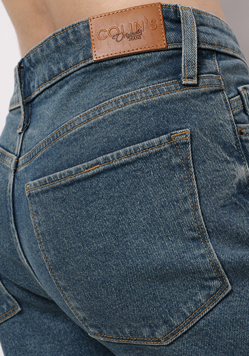 Показати інформацію про Джинси Жіночі Блакитні Прямого Крою Cl1077128