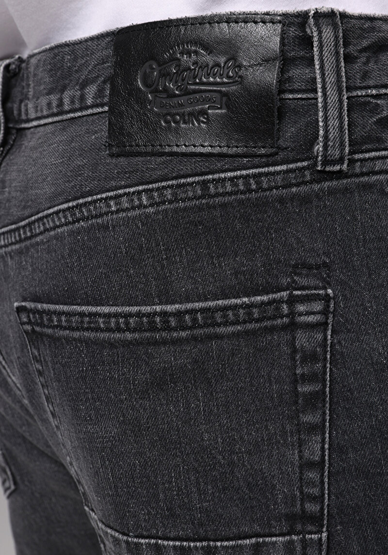 Показати інформацію про Джинси Чоловічі Чорні Вільного Крою Cl1078189