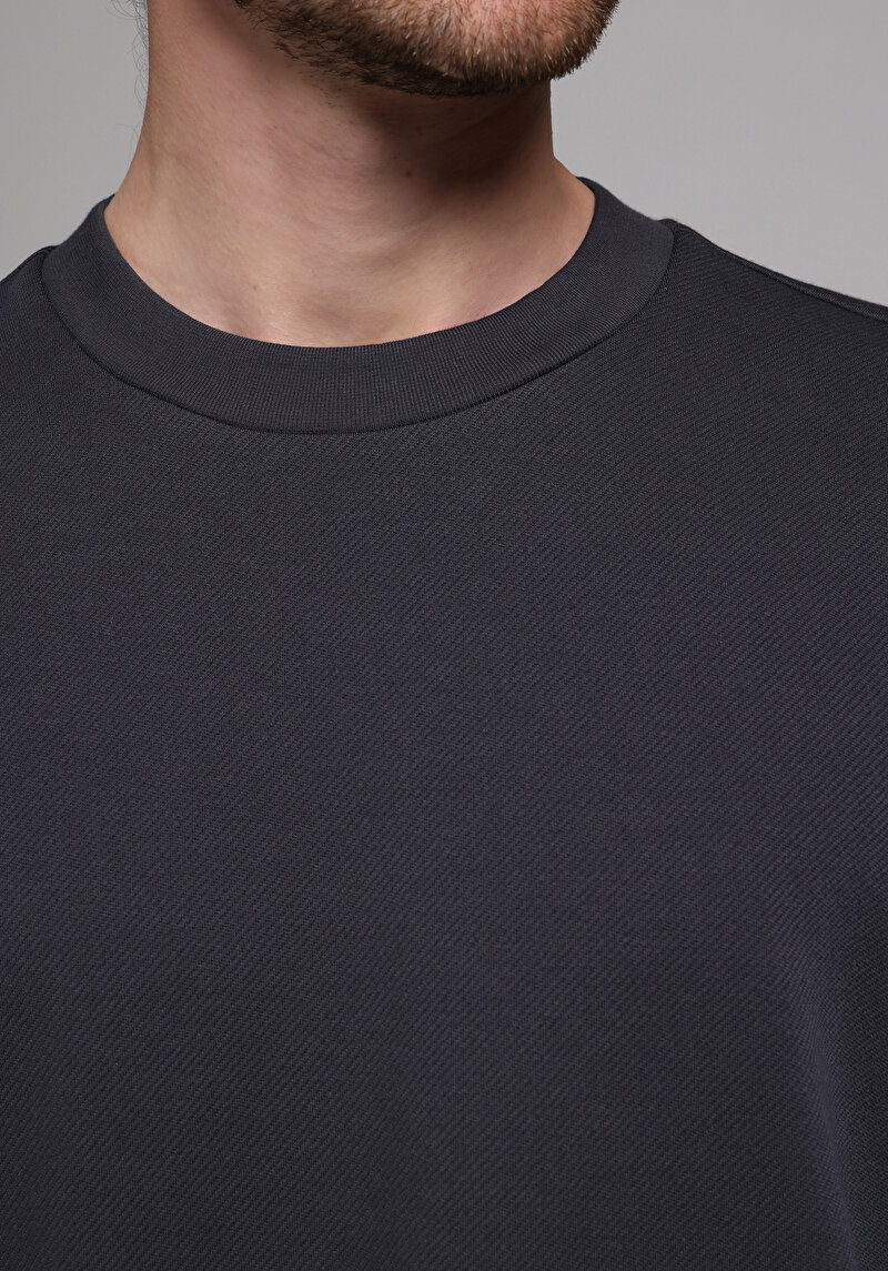 Показати інформацію про Футболка З Коротким Рукавом Чоловіча Сіра  Cl1078322