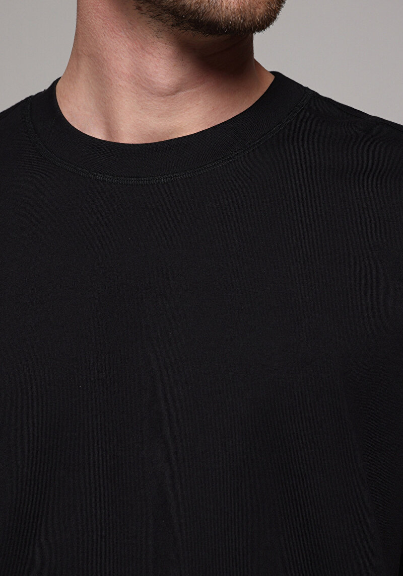 Показати інформацію про Футболка З Коротким Рукавом Чоловіча Чорна