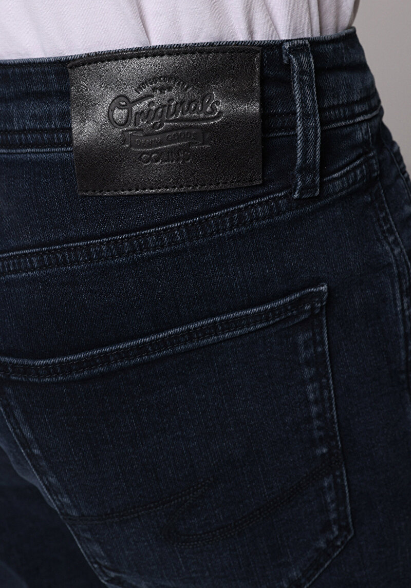 Показати інформацію про 045 David Джинси Чоловічі Чорні Класичного Крою Cl1078162