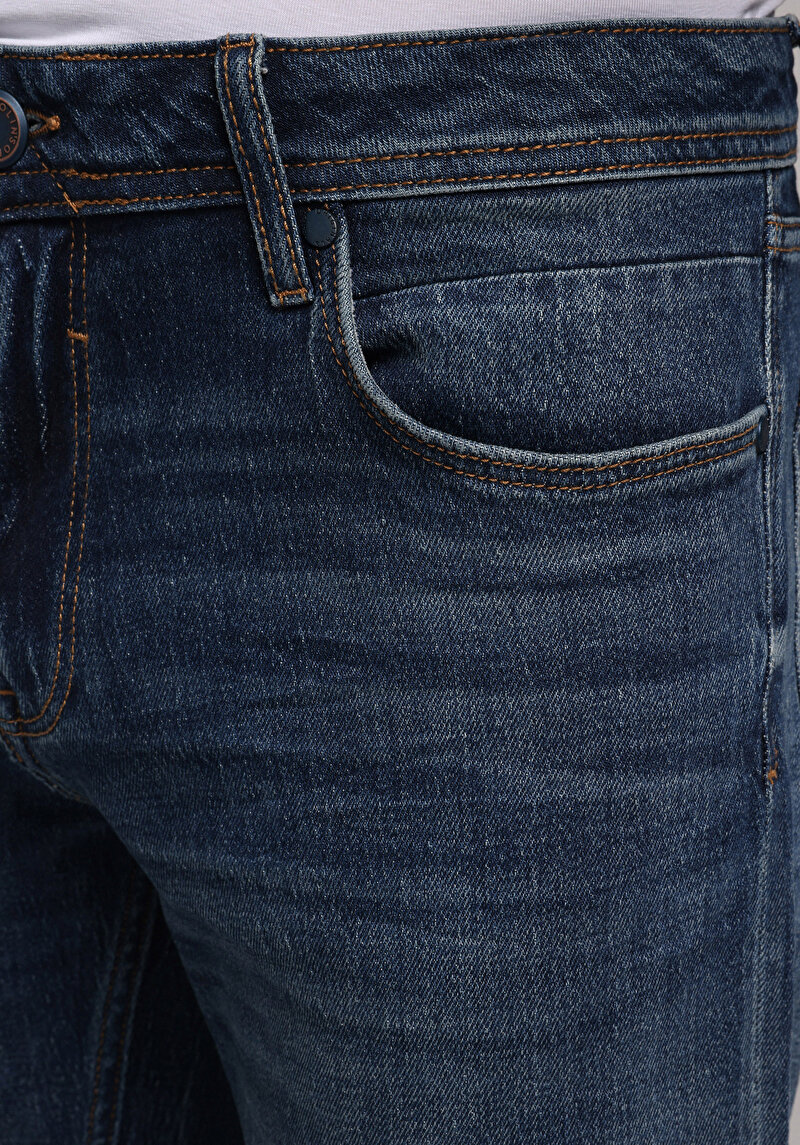 Показати інформацію про 045 David Джинси Чоловічі Блакитні Класичного Крою Cl1078166