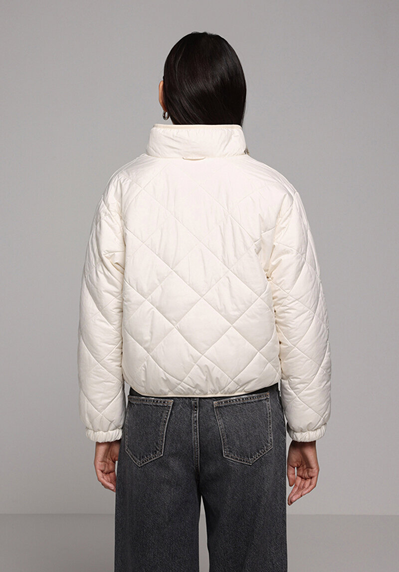 Показати інформацію про Куртка Жіноча Бежева  Cl1077935