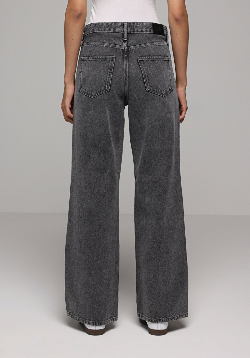 Показати інформацію про 970 Berry Джинси Жіночі Сірі Класичного Крою Cl1077123