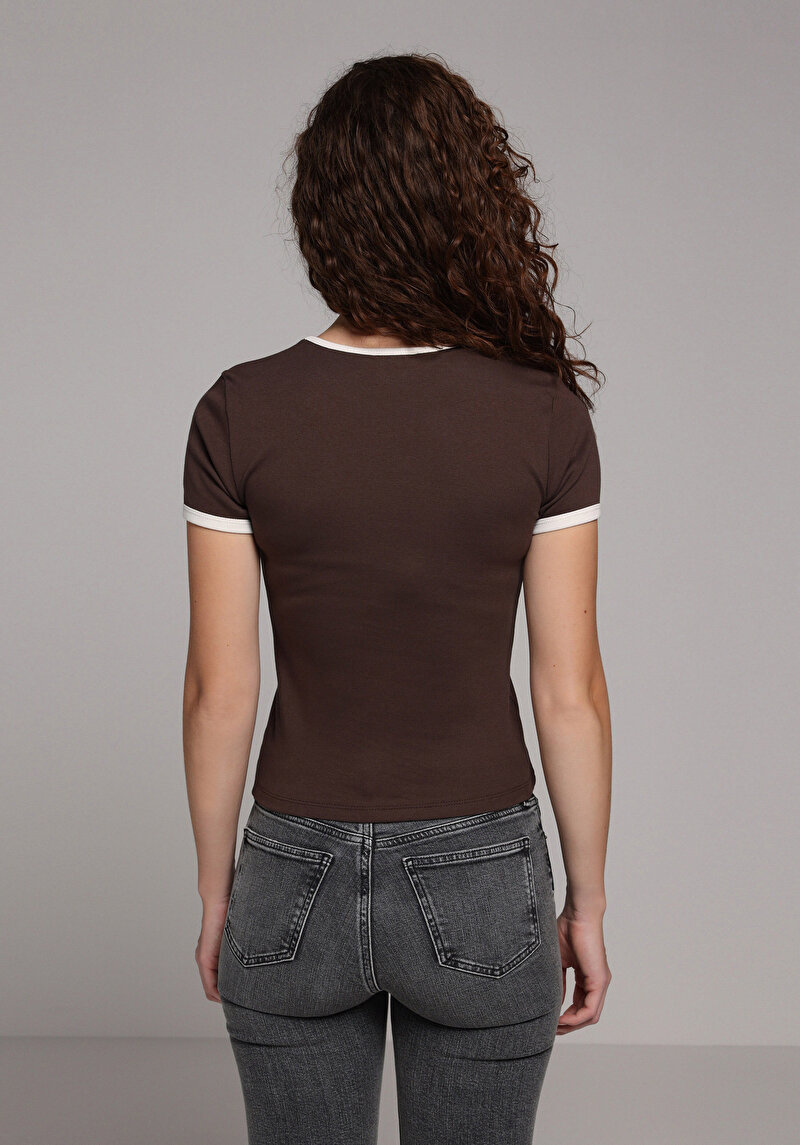 Показати інформацію про Футболка З Коротким Рукавом Жіноча Коричнева