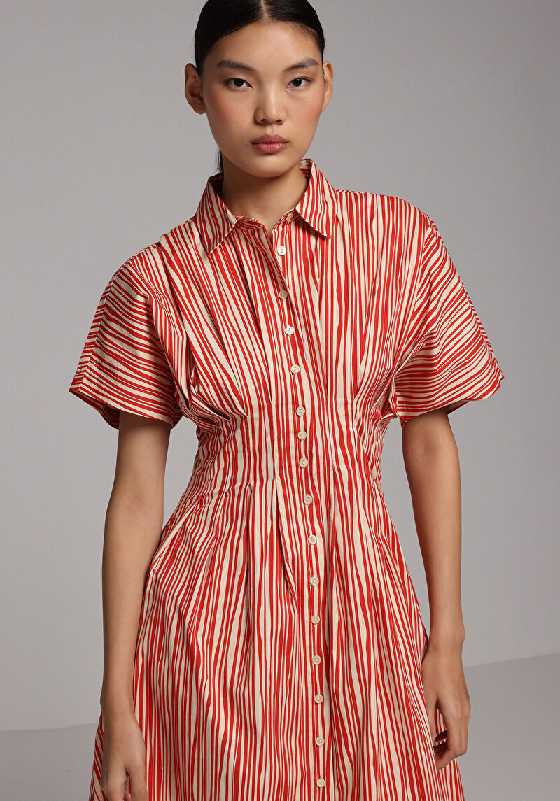 Показати інформацію про Сукня Жіноча Червона