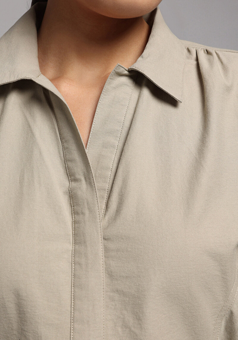 Показати інформацію про Сукня Жіноча Зелена