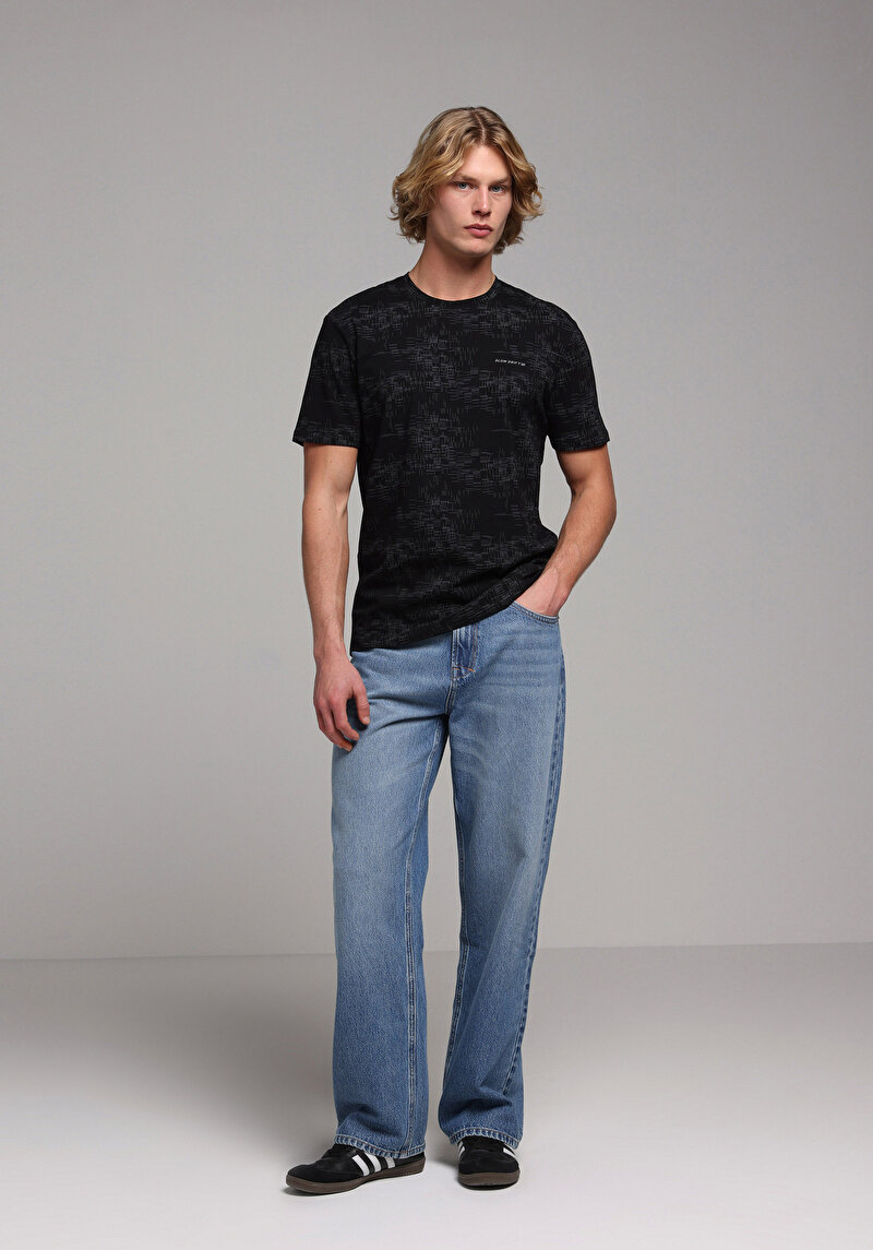 Показати інформацію про Футболка З Коротким Рукавом Чоловіча Чорна