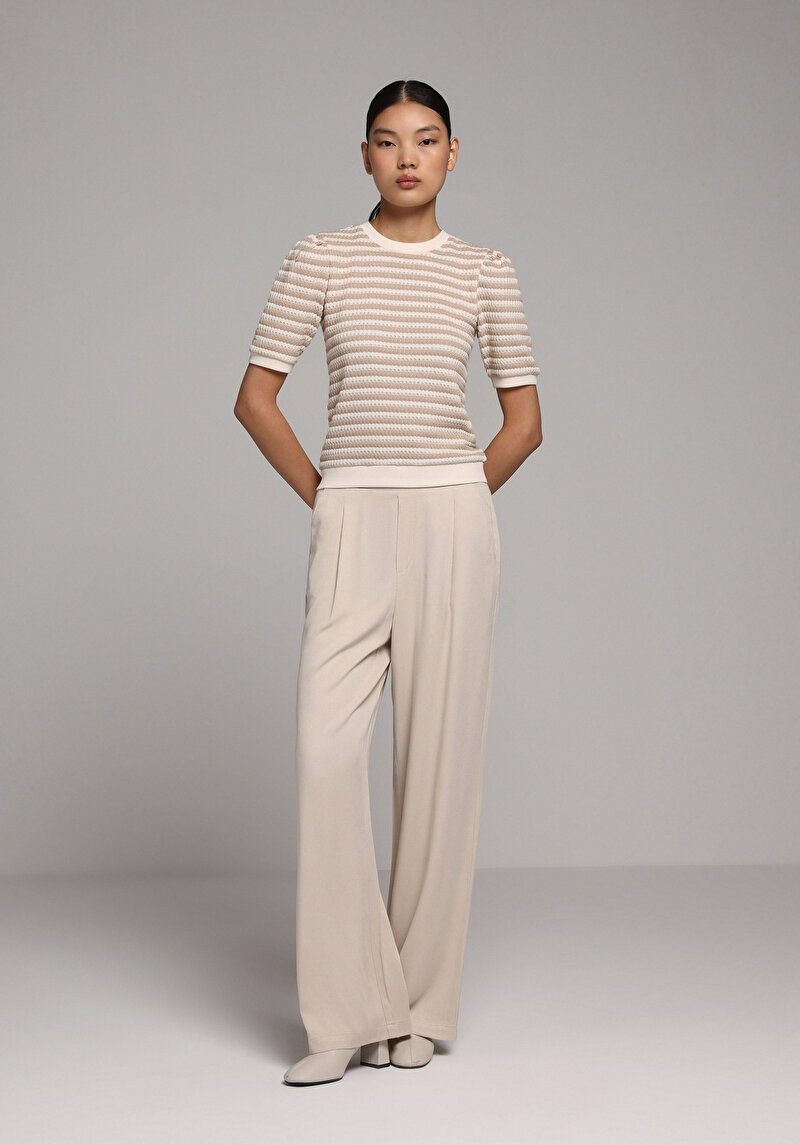 Показати інформацію про Светр Із Коротким Рукавом Жіночий Бежевий