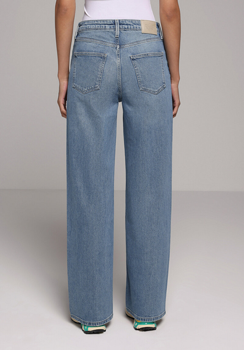 Показати інформацію про 970 Berry Джинси Жіночі  Класичного Крою