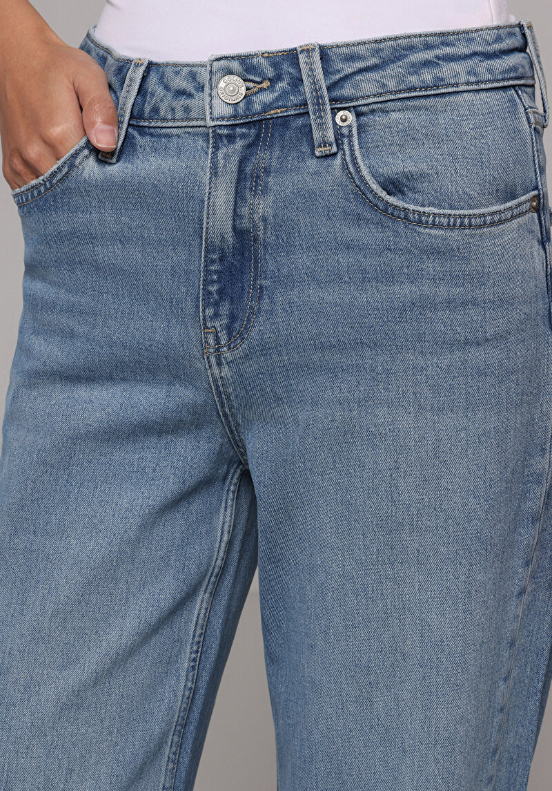 Показати інформацію про 970 Berry Джинси Жіночі  Класичного Крою