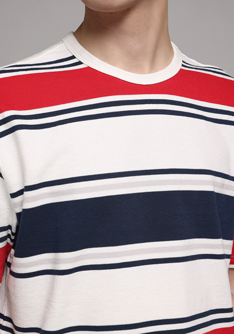 Показати інформацію про Футболка З Коротким Рукавом Чоловіча Біла