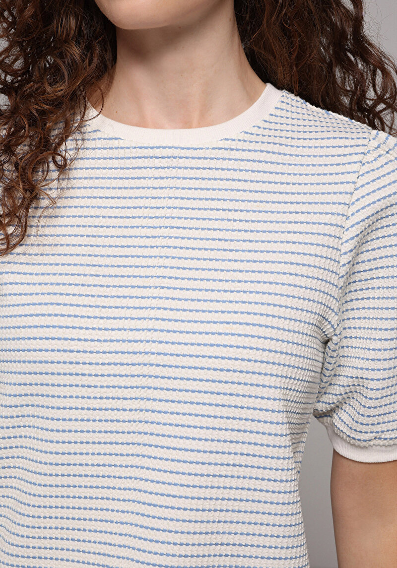 Показати інформацію про Футболка З Коротким Рукавом Жіноча Блакитна