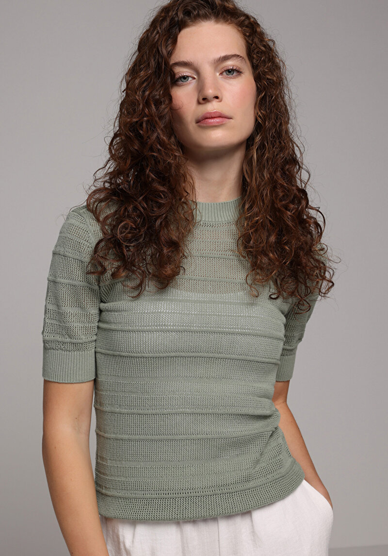 Зображення Светр Із Коротким Рукавом Жіночий Зелений