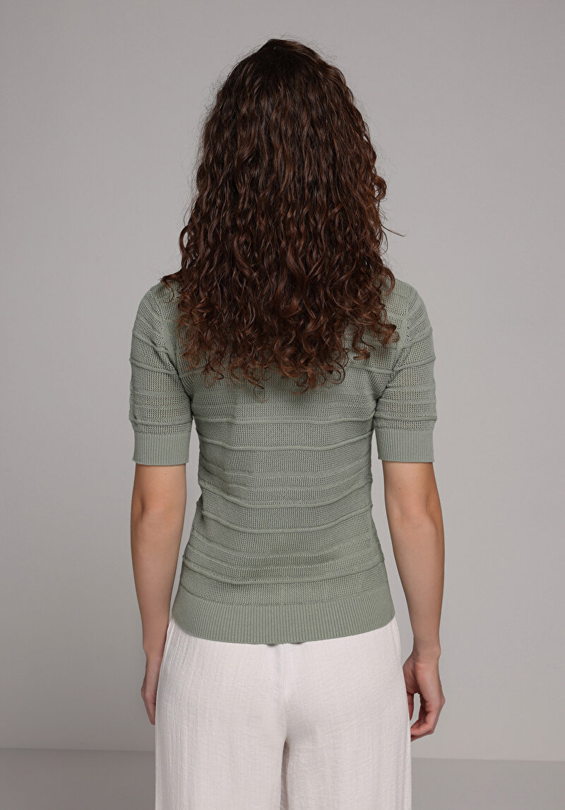 Зображення Светр Із Коротким Рукавом Жіночий Зелений