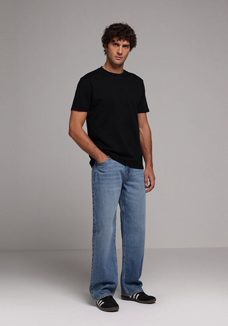 Показати інформацію про Футболка З Коротким Рукавом Чоловіча Чорна