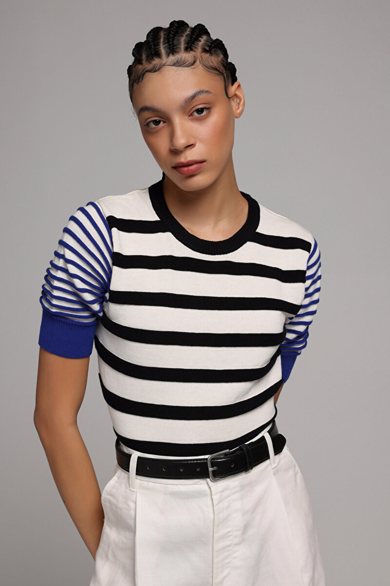 Зображення Светр Із Коротким Рукавом Жіночий Мультіколор