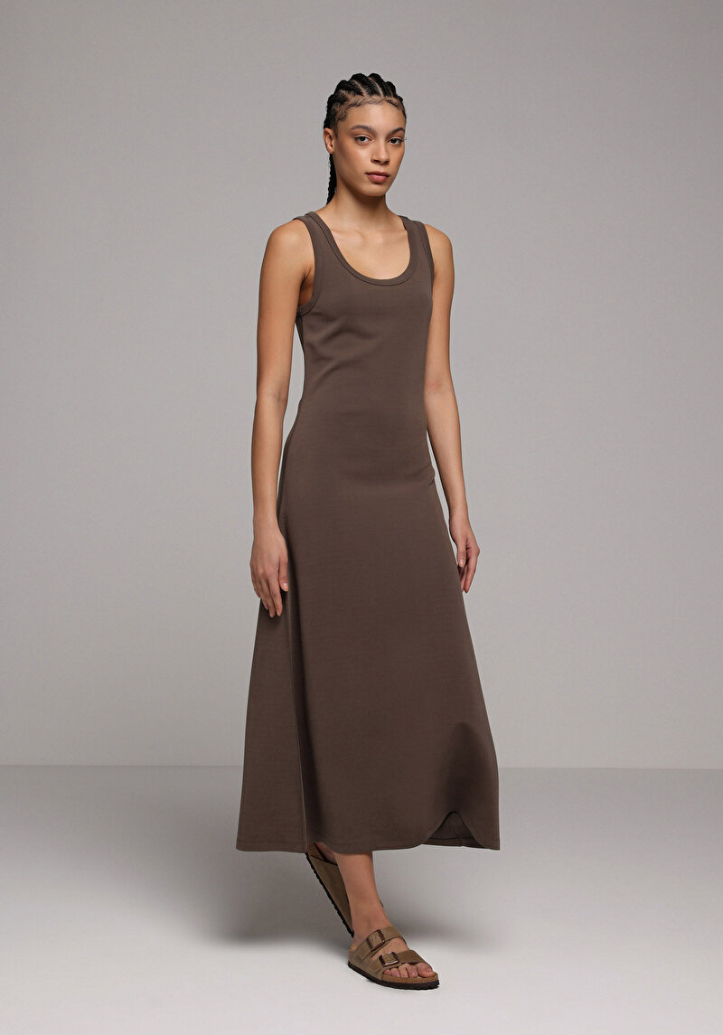 Показати інформацію про Сукня Жіноча Коричнева