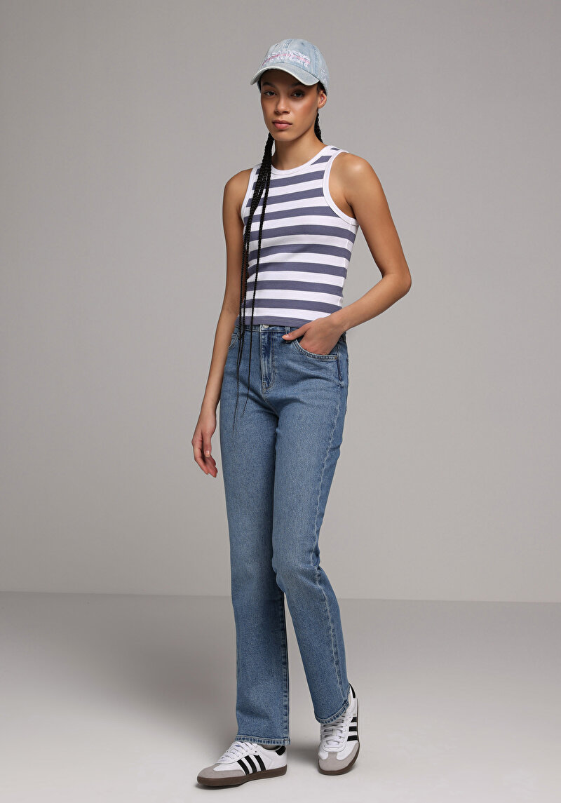 Показати інформацію про 792 Mila Джинси Жіночі  Класичного Крою Cl1079766