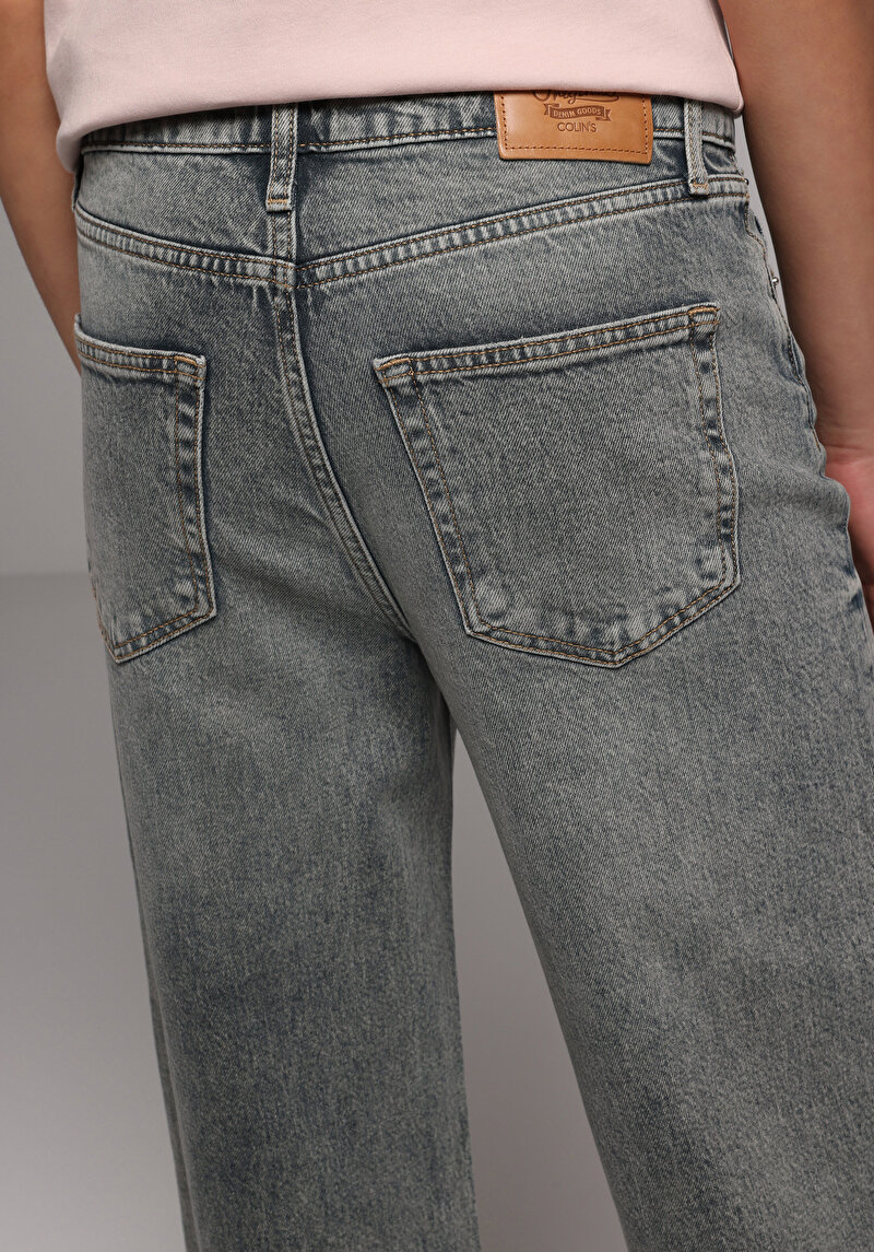 Показати інформацію про 970 Berry Джинси Жіночі  Класичного Крою