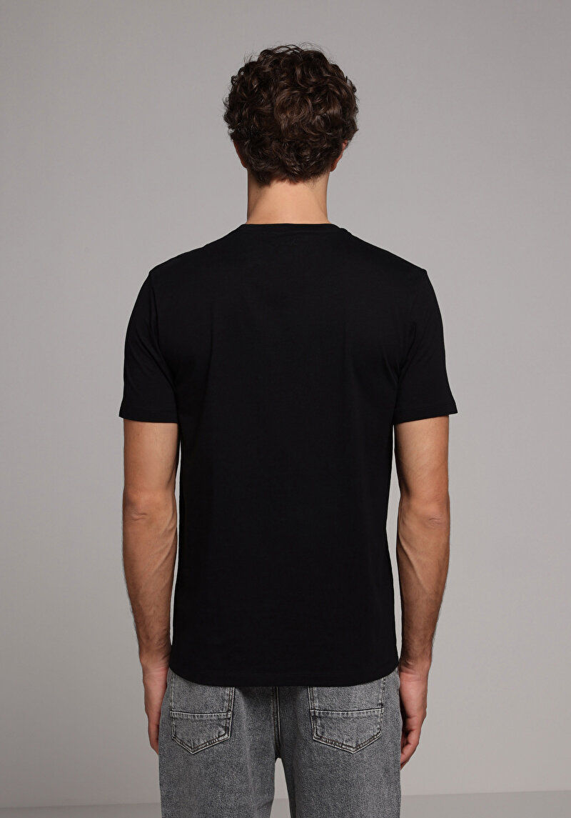 Показати інформацію про Футболка З Коротким Рукавом Чоловіча Чорна