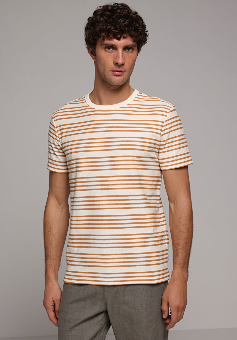 Зображення Футболка З Коротким Рукавом Чоловіча Коричнева