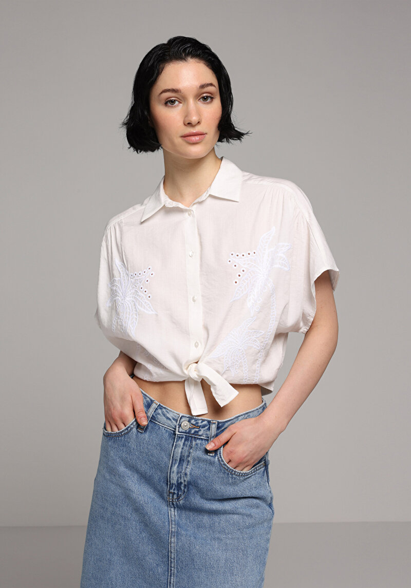 Зображення Сорочка З Коротким Рукавом Жіноча Біла