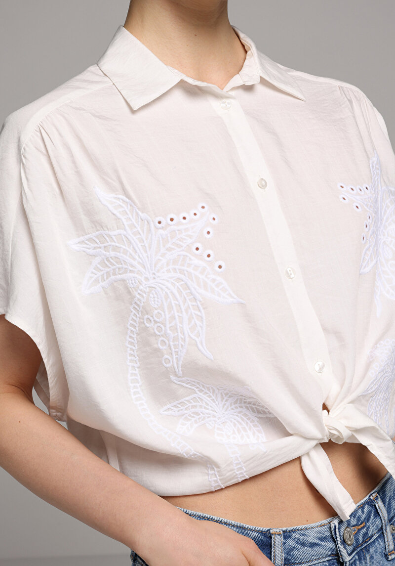 Зображення Сорочка З Коротким Рукавом Жіноча Біла