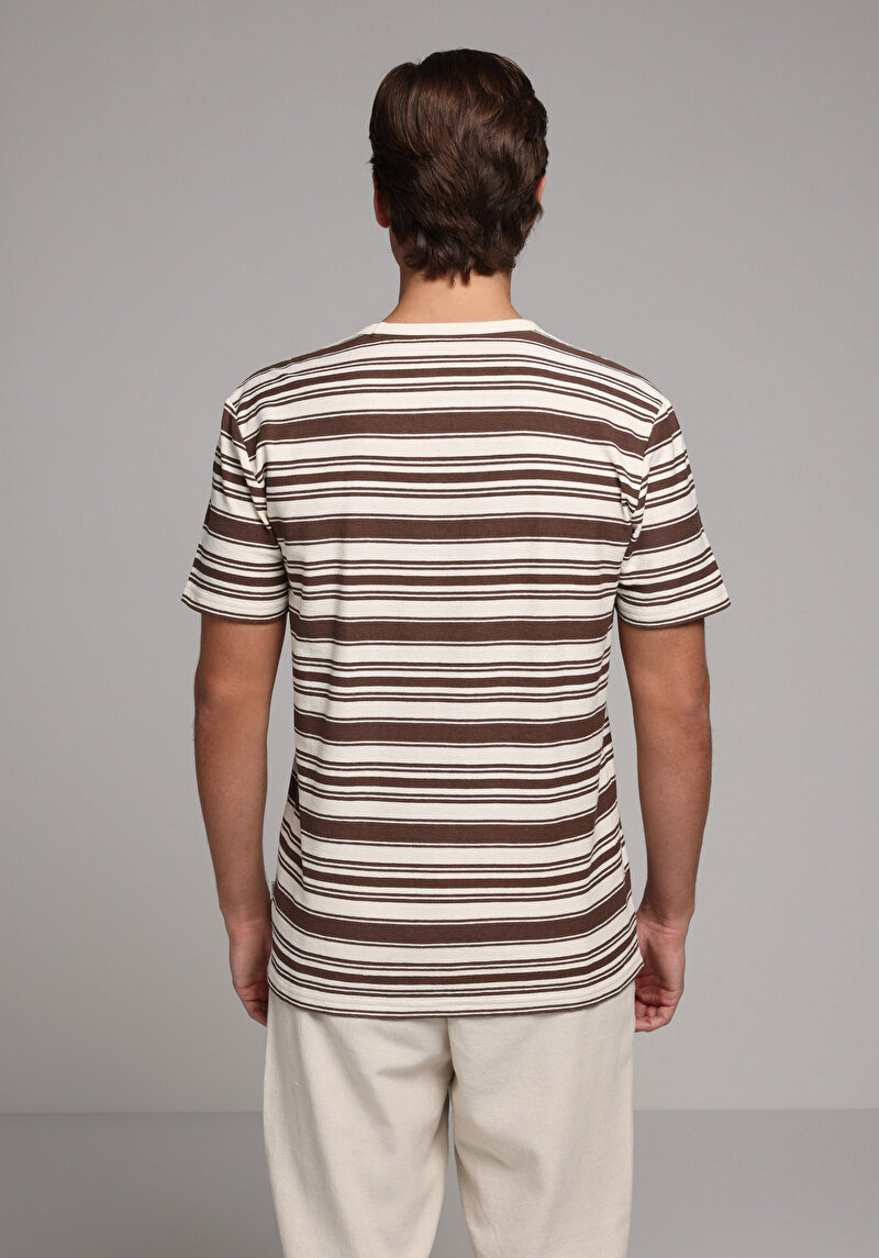 Зображення Футболка З Коротким Рукавом Чоловіча Коричнева