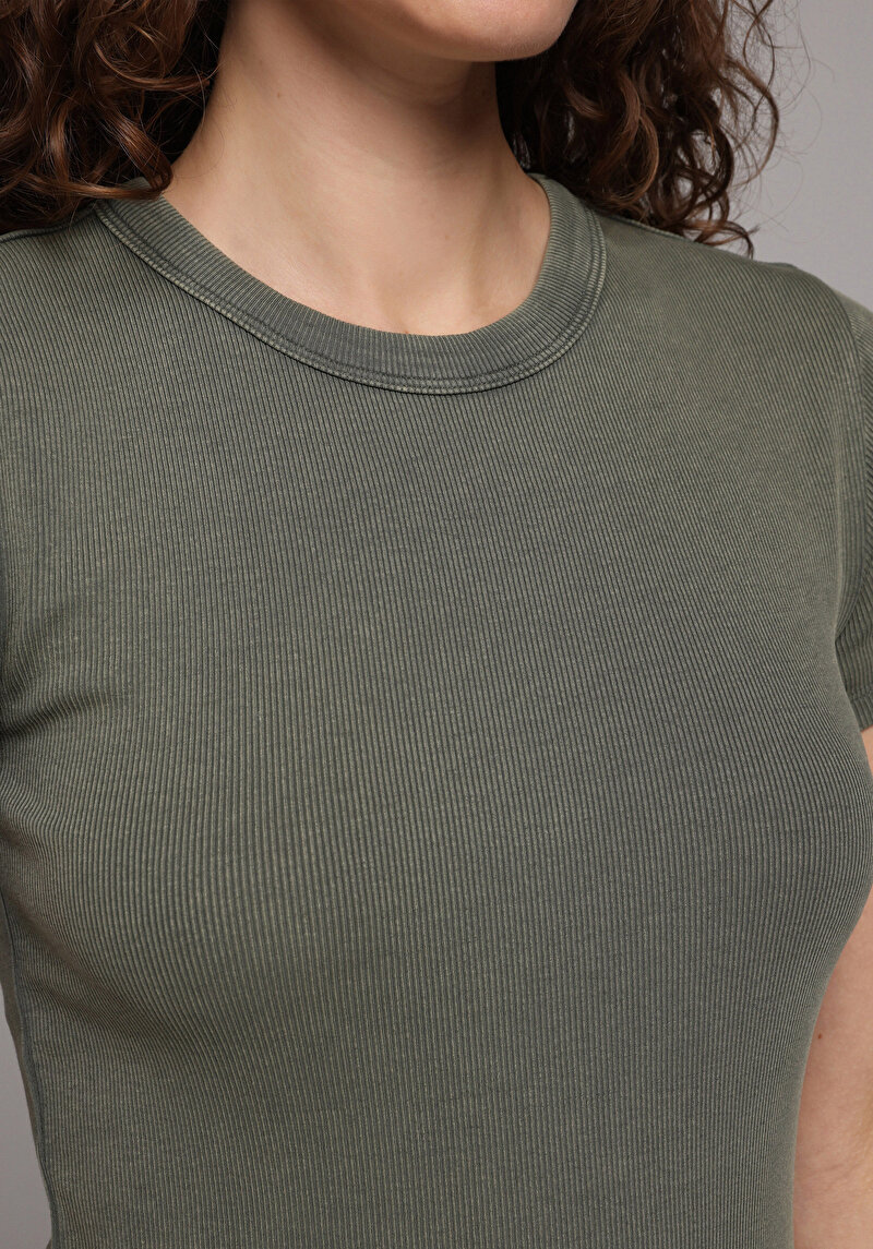 Зображення Футболка З Коротким Рукавом Жіноча Зелена