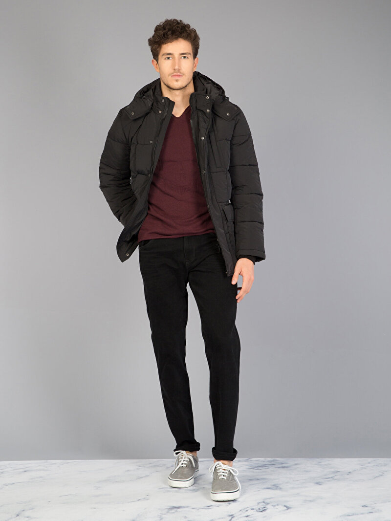 Показати інформацію про Пальто Чоловіче Чорне Вузького Крою Cl1022421