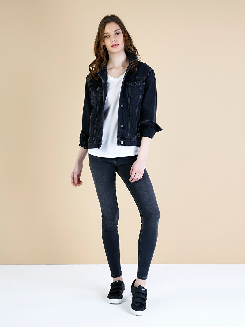 Показати інформацію про Джинсова Куртка Жіноча Темно-Синя Класичного Крою CL1034729
