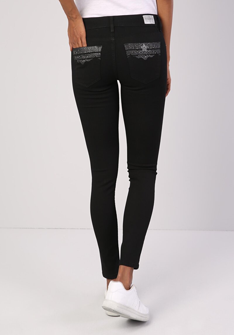 Показати інформацію про 757 Sally Джинси Жіночі Чорні Супер Вузького Крою Cl1041709