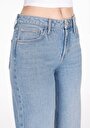 thumb-Показати інформацію про 970 Berry Джинси Жіночі Блакитні Класичного Крою Cl1073221