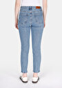thumb-Показати інформацію про 703 Carla Джинси Жіночі Блакитні Вузького Крою Cl1073870