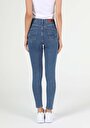 thumb-Показати інформацію про 760 Diana Джинси Жіночі  Супер Вузького Крою Cl1051952