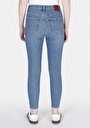 thumb-Показати інформацію про 760 Diana Джинси Жіночі Блакитні  Cl1073500