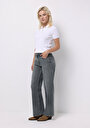 thumb-Показати інформацію про 970 Berry Джинси Жіночі Сірі Класичного Крою Cl1077548